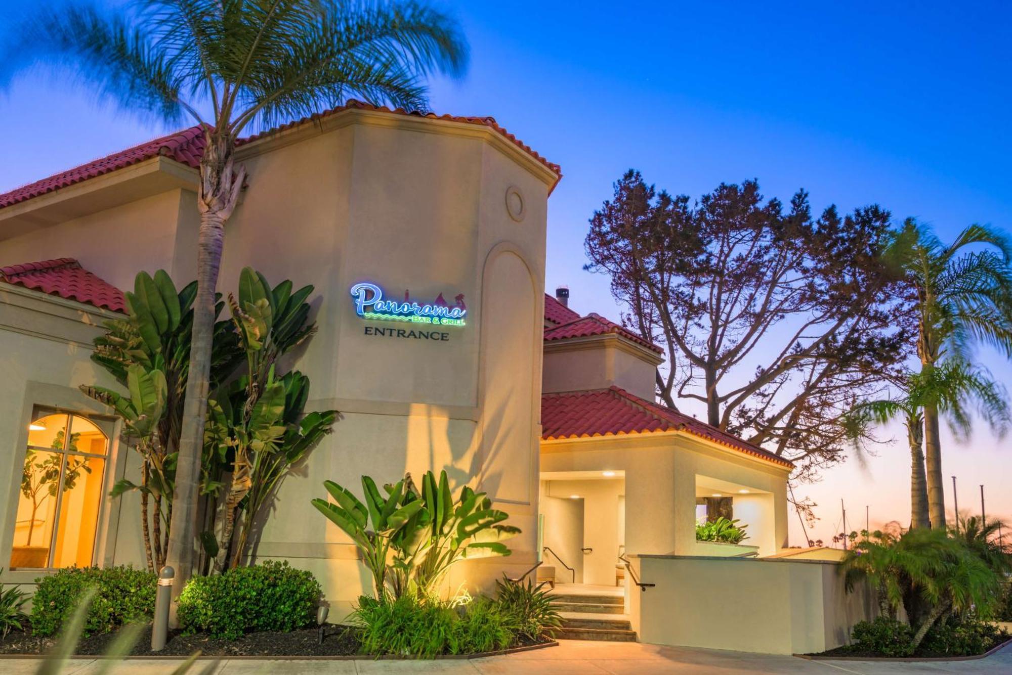 Hilton San Diego Airport/Harbor Island Экстерьер фото